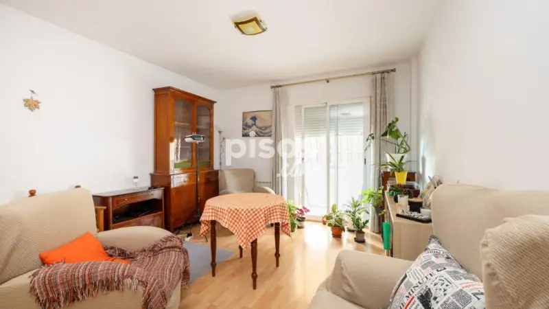 Piso en Venta Atarfe 2 Dormitorios Garaje Ascensor