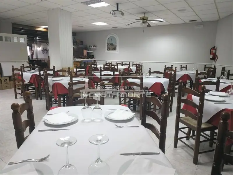 Venta Local Comercial Cee 180m2 Hosteleria