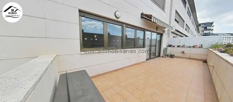 Piso con Terraza en Sabadell Hostafrancs Cerca del Parque Catalunya