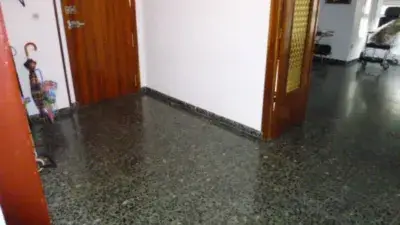 Piso en venta en Calle Martín Belda