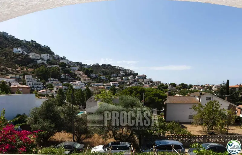 Apartamento en venta en Roses Girona cerca de la playa
