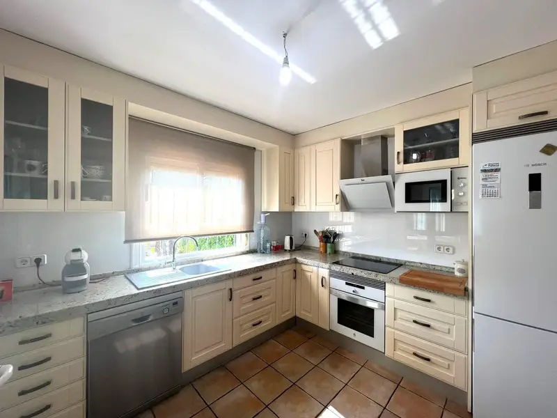 Villa en Ciudad Quesada con Piscina Privada y Vistas Despejadas