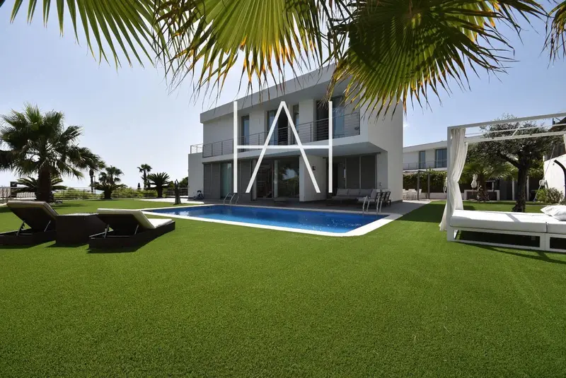 Chalet de Lujo en Arenys de Mar con Vistas al Mar