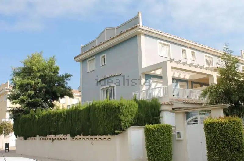 Adosado en venta en Gandia, Valencia