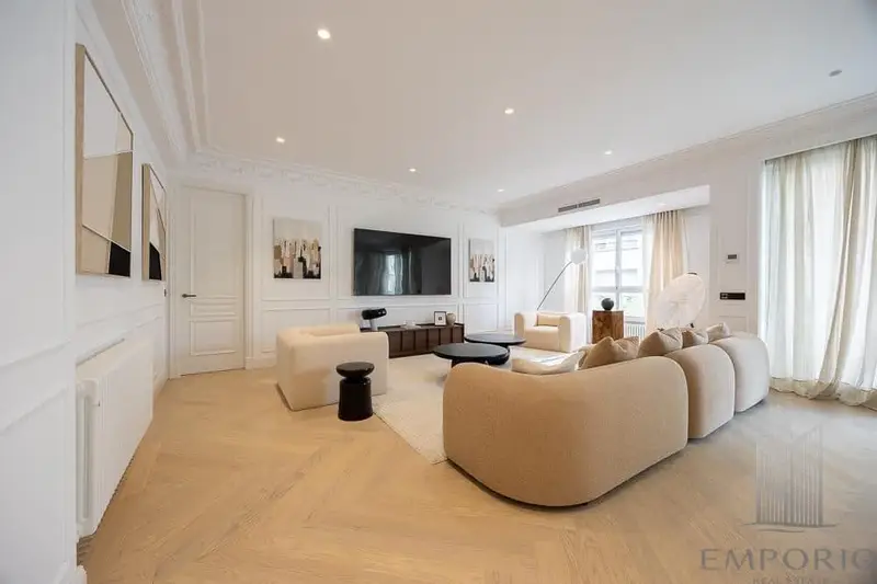 Piso de Lujo en venta Madrid 324m2 4 dormitorios terraza reformado