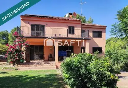 Villa con Piscina Privada cerca de Valencia