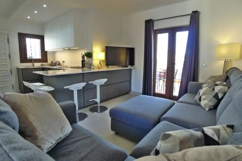 Apartamento en Capistrano Playa Nerja con Vistas al Mar