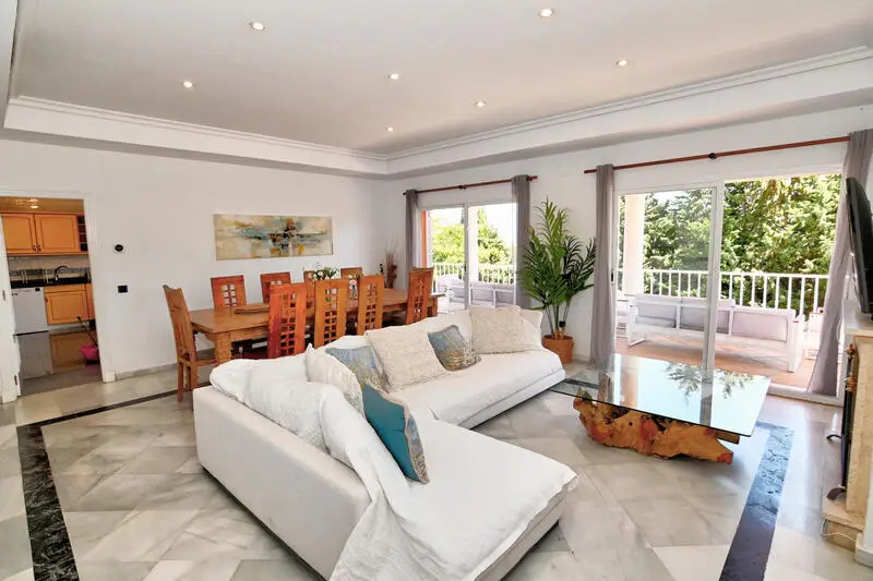 Villa de Lujo 5 Dormitorios Sotogrande Costa