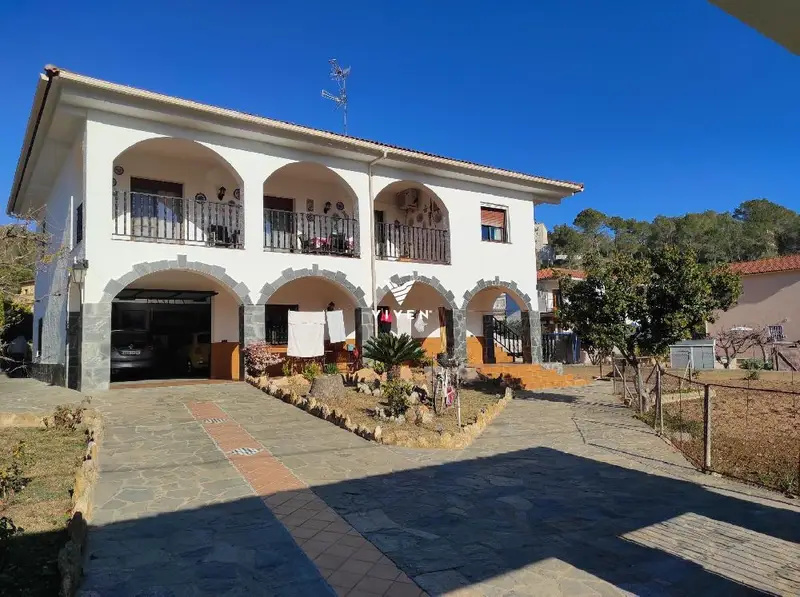 Venta Casa con Patio en Mas Milà Olivella