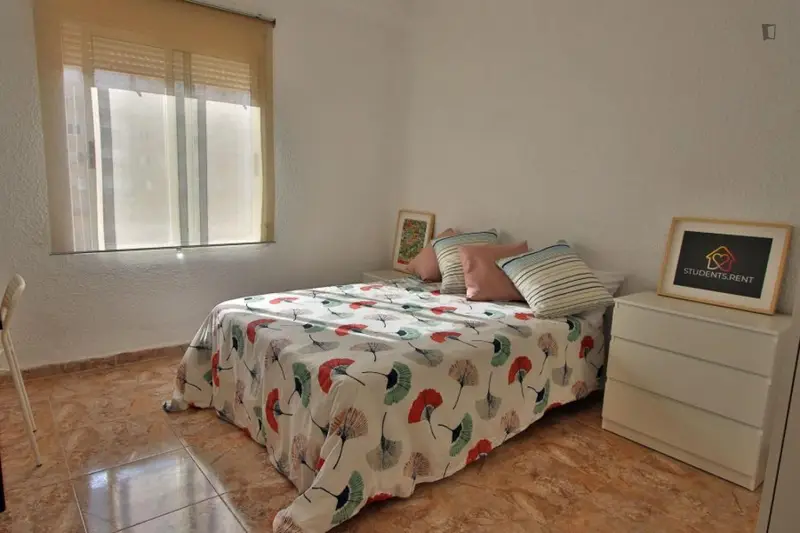 Piso 4 habitaciones L'amistat