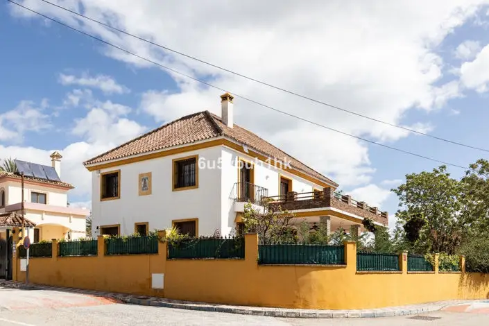 Villa de Lujo en Venta 4 Dormitorios San Pedro Alcántara