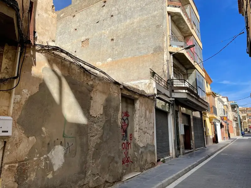 Venta Solar 107m2 Centro Huercal Overa Ref 00956