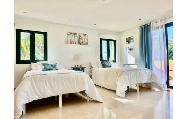 Villa de Lujo en Marbella 5 Dormitorios Piscina Privada