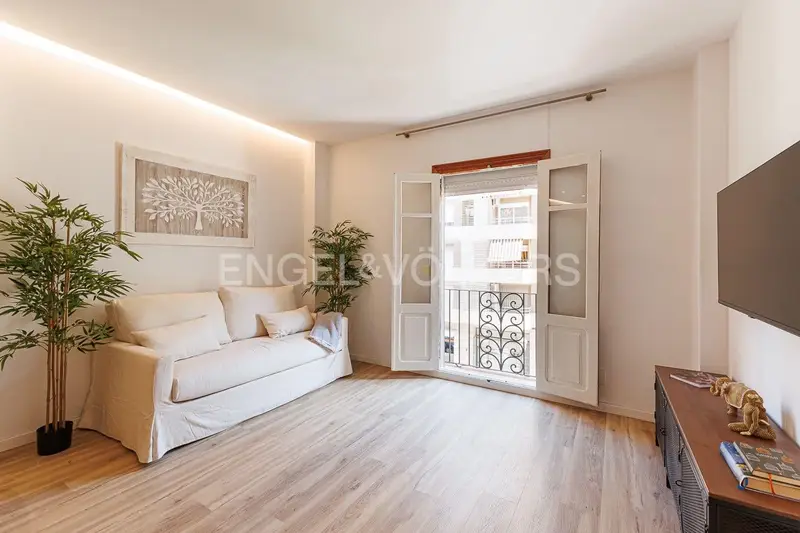 Apartamento con 1 Dormitorio en Cabanyal Valencia Alquiler Abril Mayo Junio