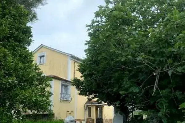 Casa con Finca en Coaña Asturias Ideal Inversores