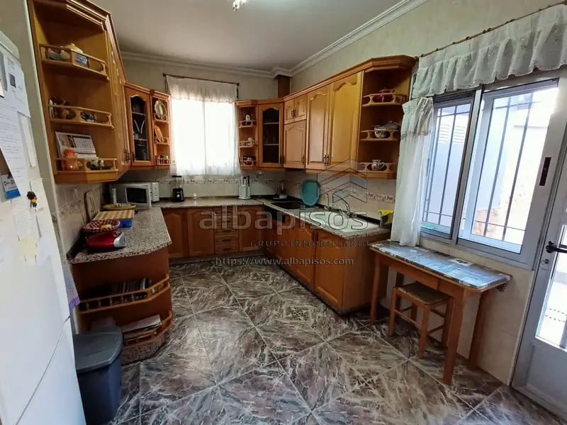 Venta Casa 6 Habitaciones Pozohondo 260m2 Nave 155m2