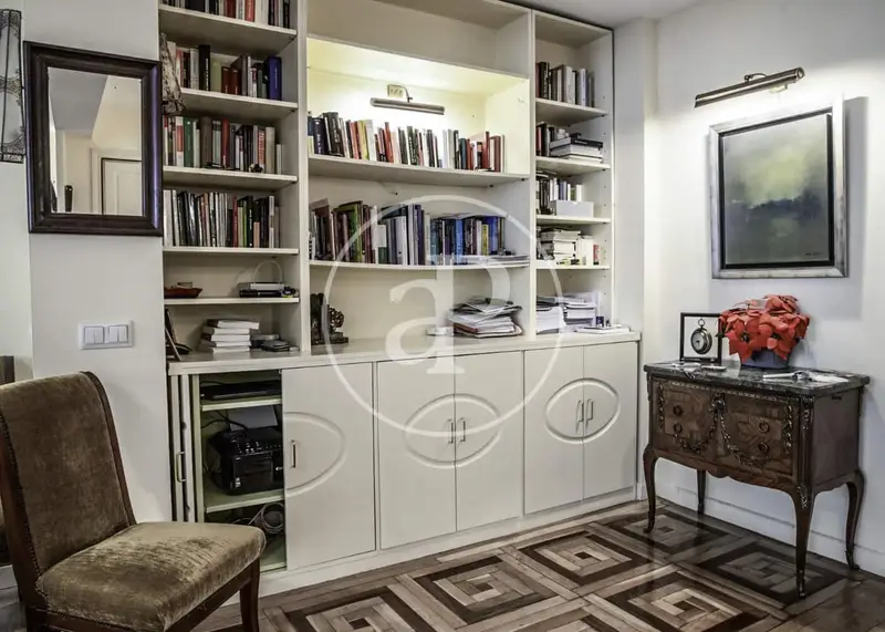 Apartamento en Almagro Madrid 178m2 2 habitaciones 3 baños terraza