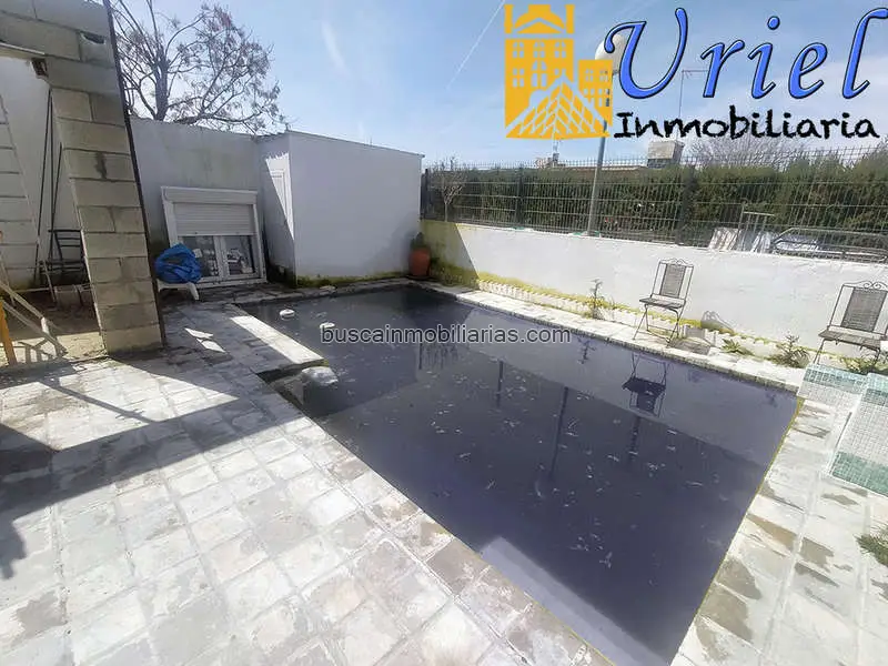 Parcela Rustica 800m2 en Urbanizacion Privada cerca de Sevilla