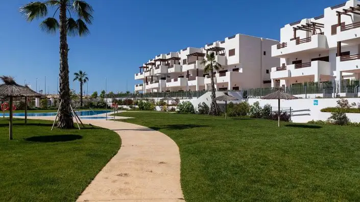 Bungalow en Almería 2 Dormitorios Cerca de la Playa