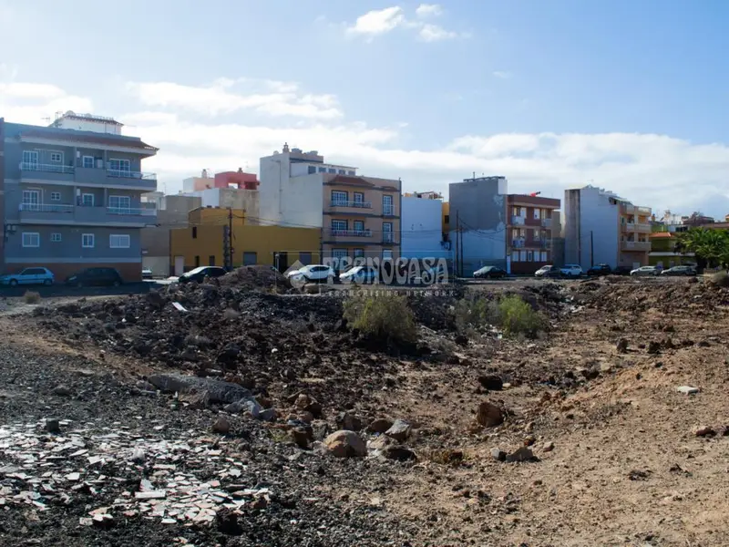 Terrenos en venta en Arona