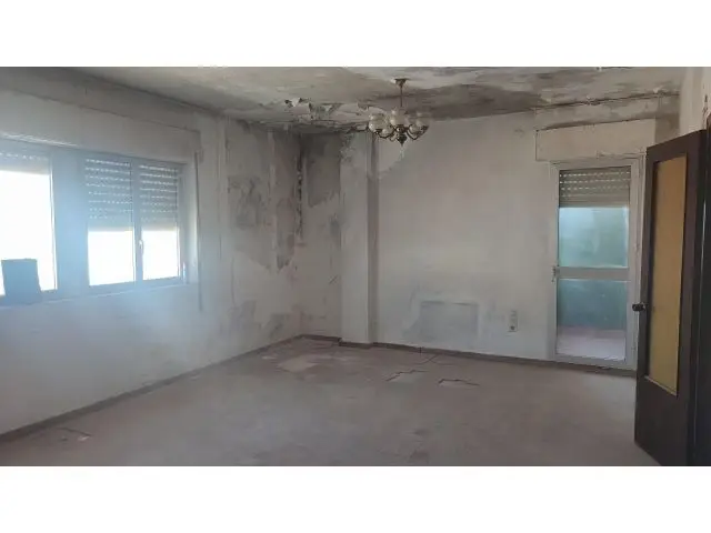 Amplia vivienda a reformar en Bahia Blanca 3 dormitorios 2 baños