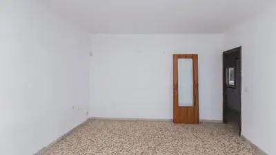 Piso en venta en Calle Guadix