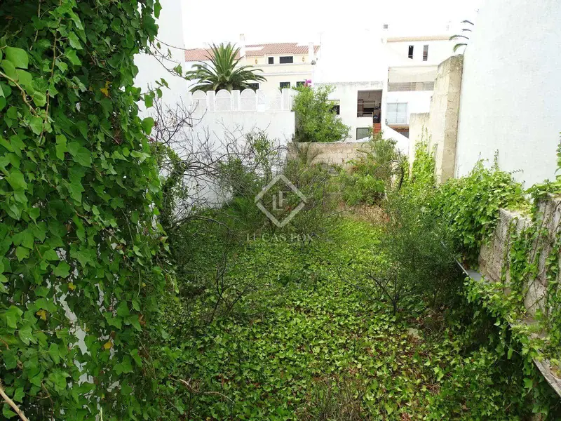 Chalet en venta para reconstruir en Ciutadella de Menorca