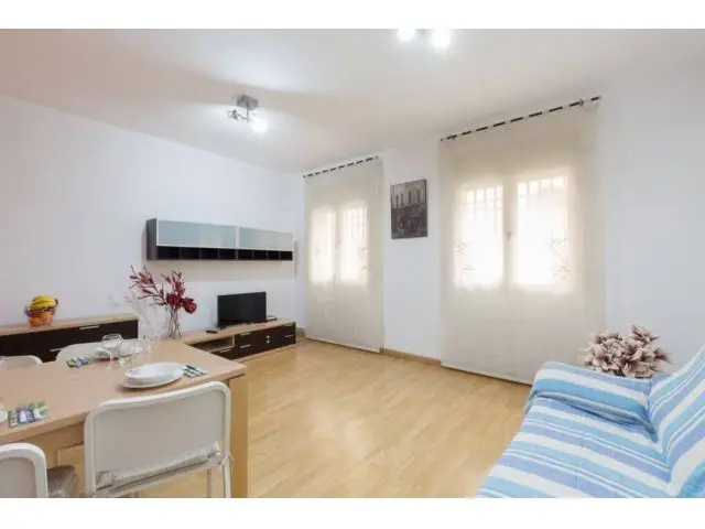 Alquiler Temporada Piso 70m2 2 Habitaciones Baño Completo Amueblado