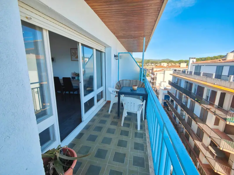 Apartamento en Sant Antoni de Calonge con Vistas al Mar