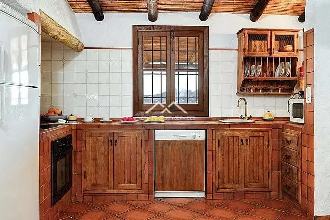 Chalet Rústico con Piscina Privada en Frigiliana