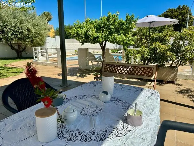 Villa con Piscina en Benicasim cerca de la Playa