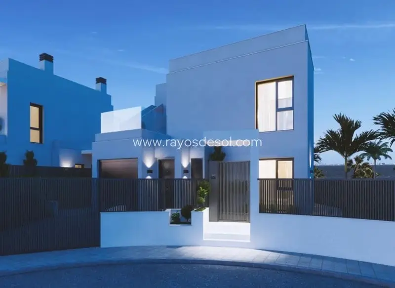Villas de Lujo en Los Alcázares Murcia Frente al Mar