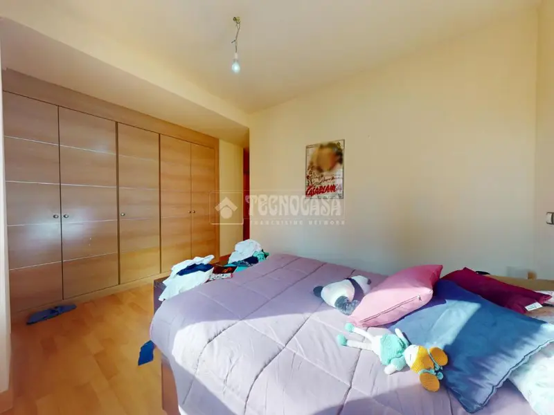 Piso en Venta Valdeluz 2 Dormitorios 2 Baños Cerca AVE