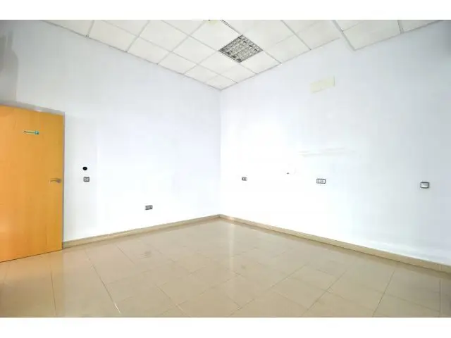 Local Comercial en La Gangosa Vicar 80m2 Aire Acondicionado