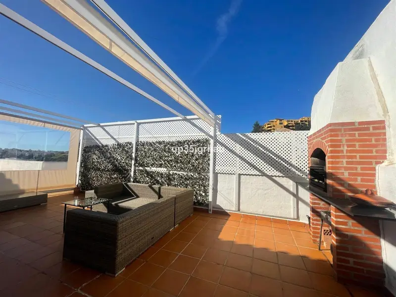 Atico en Selwo con Vistas al Mar 3 Dormitorios 3 Baños