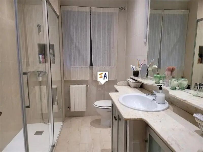 Apartamento 4 Dormitorios Antequera Malaga