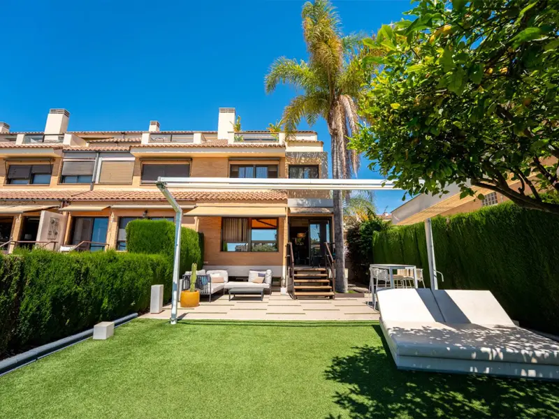 Casa Villa de Lujo 4 Dormitorios Alicante Cerca de la Playa