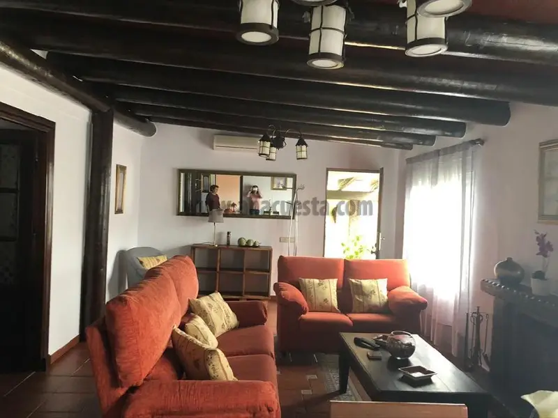 Venta Finca con Terraza en El Velerin Selwo Estepona