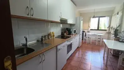 Chalet Adosado en Estacion del Espinar con Jardin y Piscina