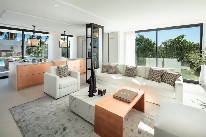 Villa de Lujo en Marbella 4 Dormitorios 4 Baños Piscina Privada