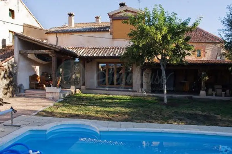 Venta Casa con terraza en Santo Domingo de Pirón