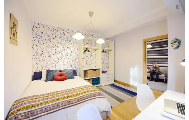Alquiler Apartamento 4 Dormitorios Bilbao 3-24 Meses