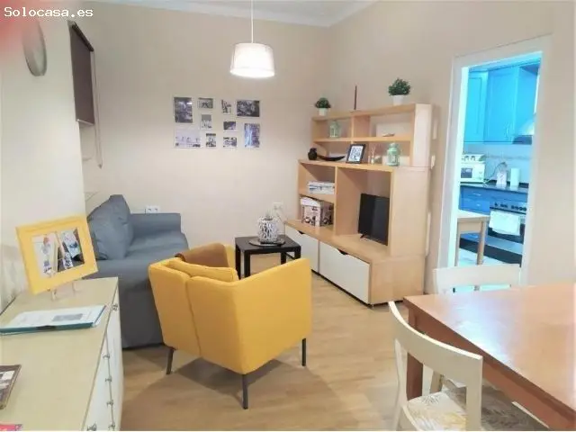 Piso en Cadiz Centro Reformado con Licencia Turistica