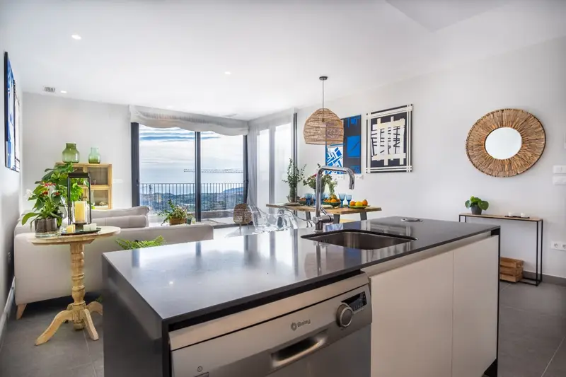 Venta de casa con piscina y terraza en Polop, Polop