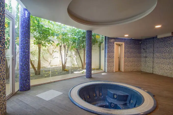 Villa Colonial de Lujo 5 Dormitorios en Venta