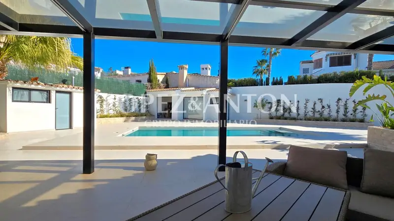 Chalet en Venta L Eliana Moderno Piscina Jardin 3 Habitaciones