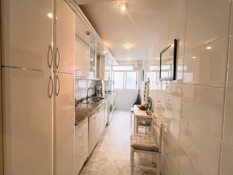 Apartamento 4 Dormitorios Valencia Ciudad