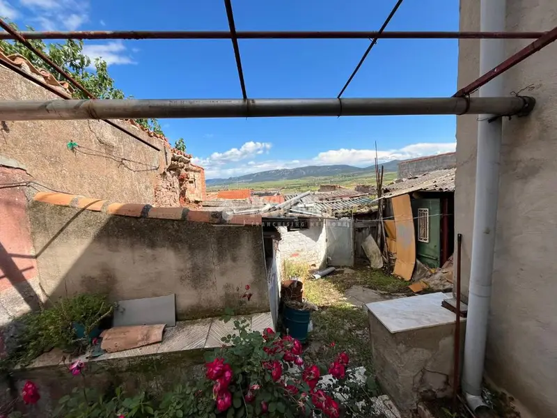 Casa en venta en Calle Rosa Puertollano 142m2 4 dormitorios