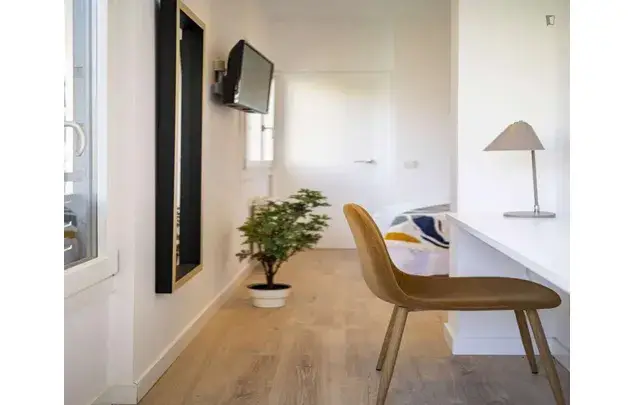 Alquiler Apartamento 4 Dormitorios Madrid 3-24 Meses