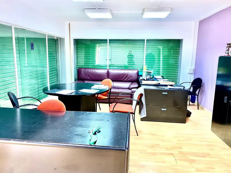 Local Comercial con Vivienda en Segur de Calafell